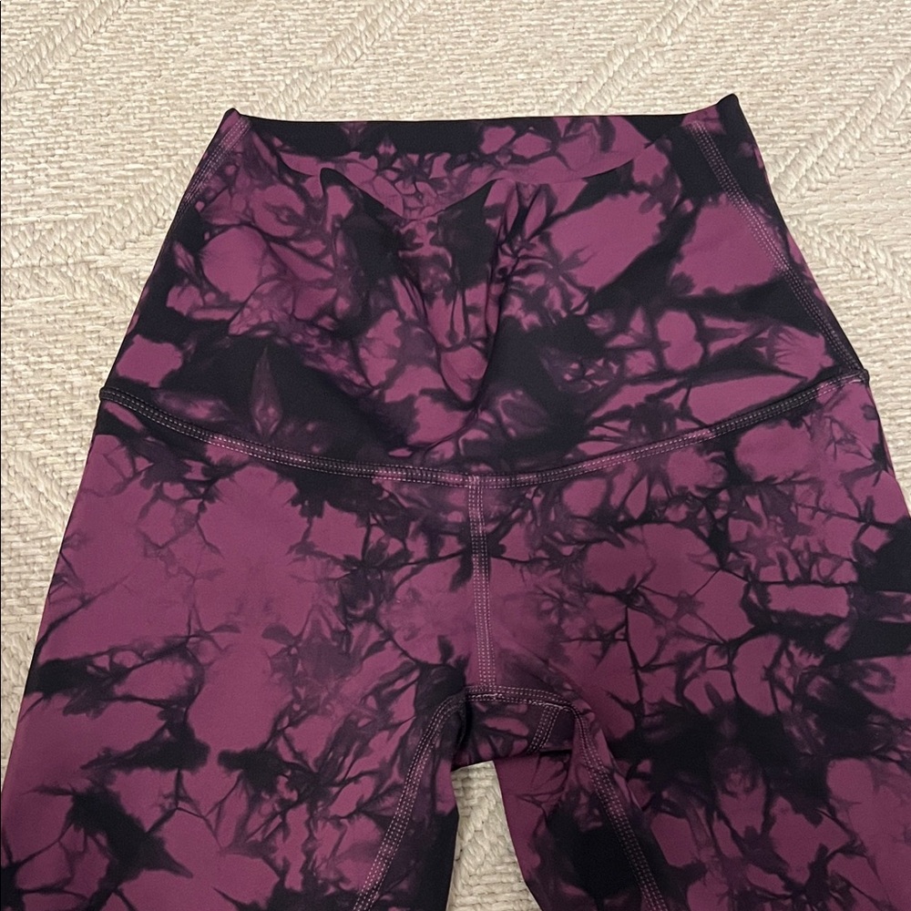 Lululemon Purple and Black Leggings